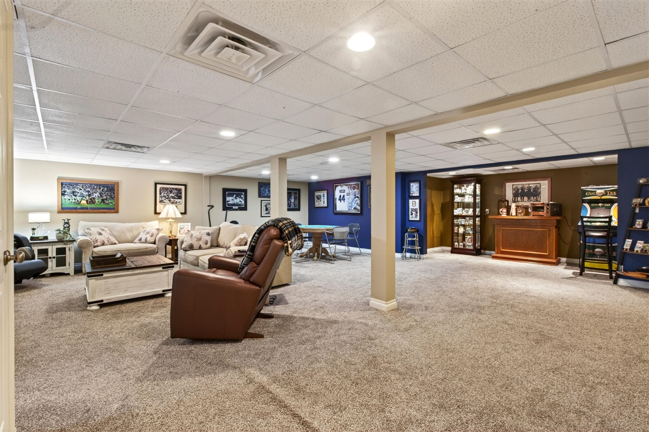5796 Wacker Drive, Stevensville, MI, 49127-8626