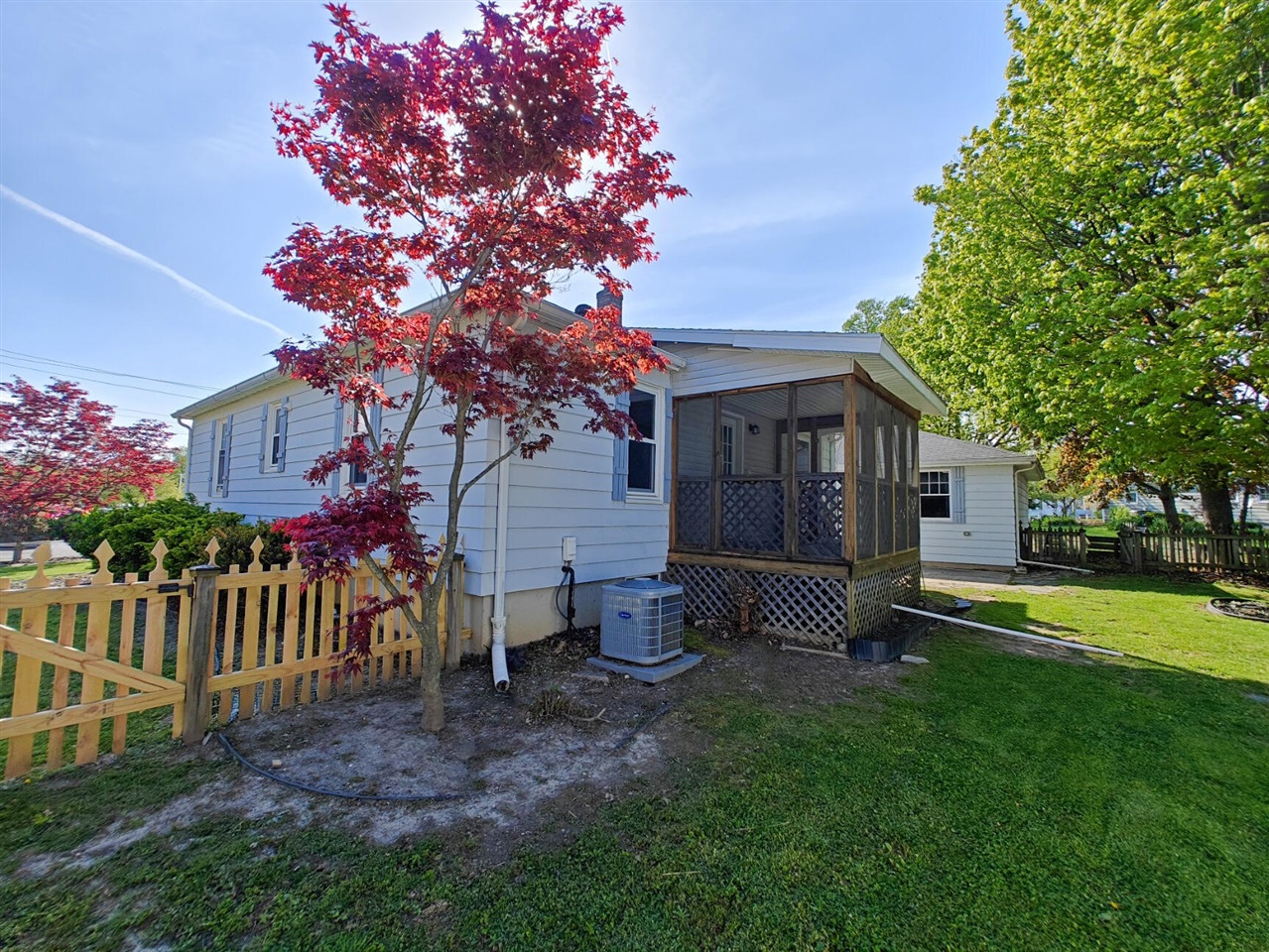 Homes for sale in Saint Joseph, MI | 1207 Napier Ave, Saint Joseph, MI 49085 | MLS# 70531456