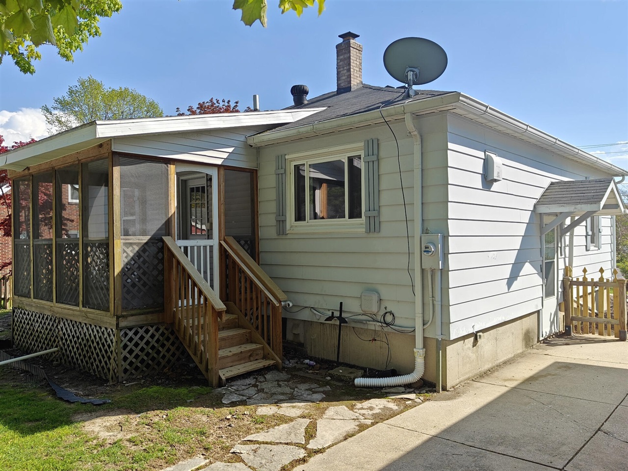 Homes for sale in Saint Joseph, MI | 1207 Napier Ave, Saint Joseph, MI 49085 | MLS# 70531456