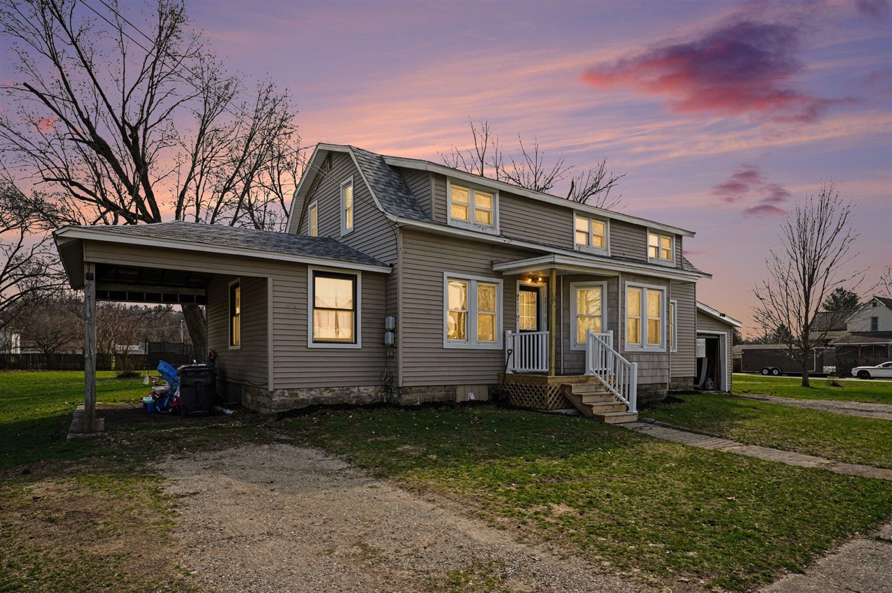 1st image of 229 Union St, Lawton, MI 49065 | MLS# 70531691