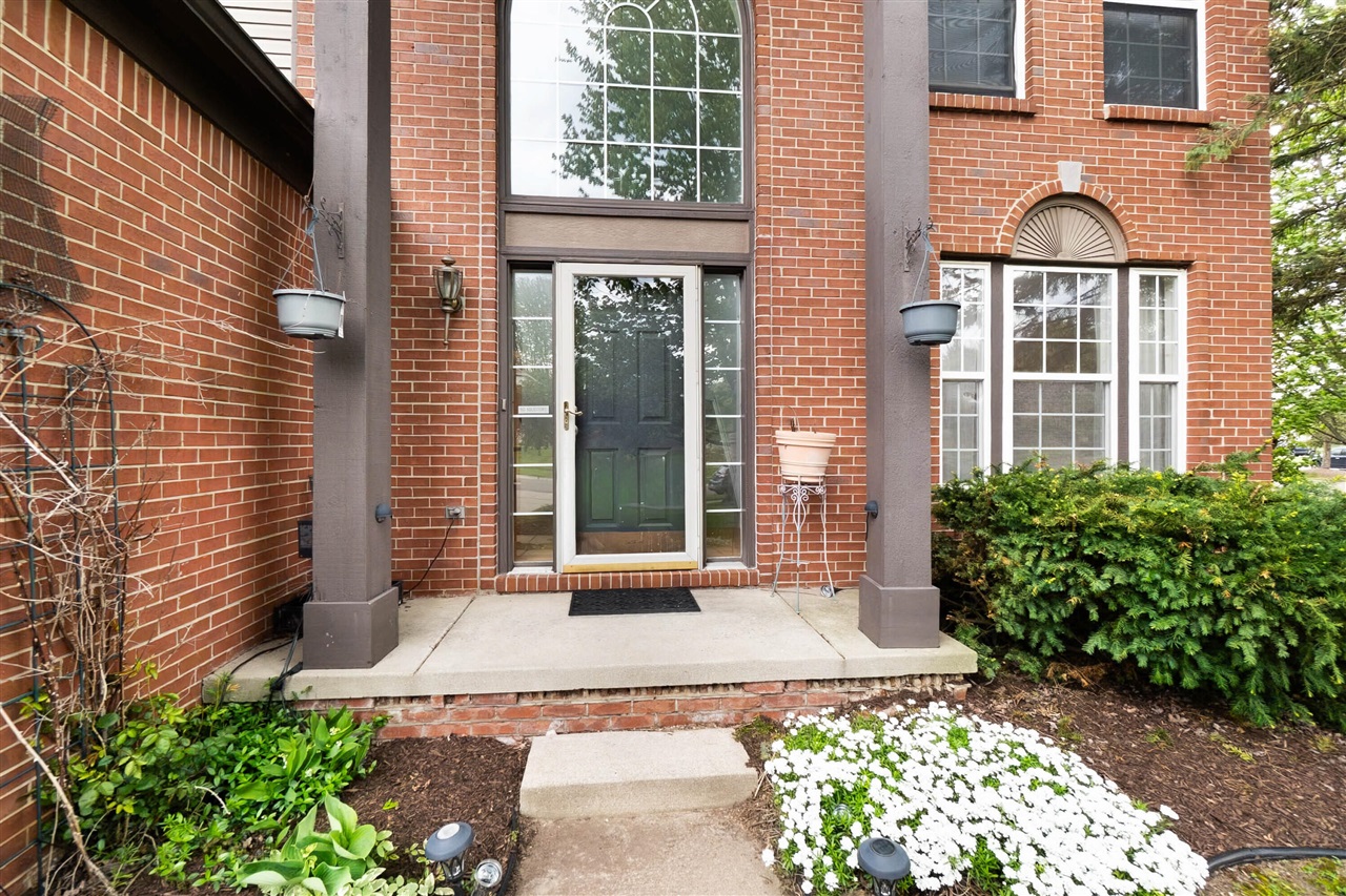 3rd image of 399 Quail Ridge Ct, Waterford, MI 48327 | MLS# 70531793