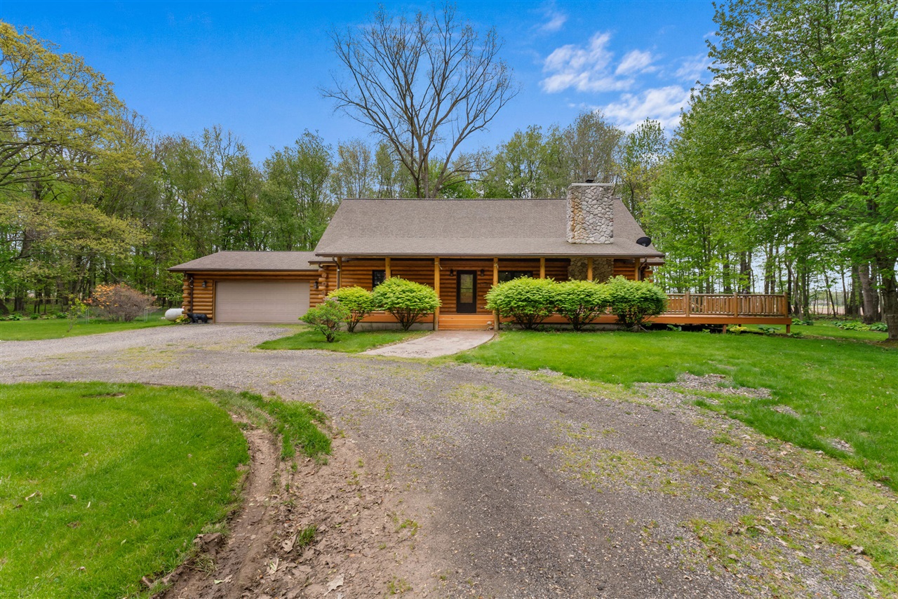 Homes for sale in Jonesville, MI | 12215 Goffe Rd, Jonesville, MI 49250 | MLS# 70532036
