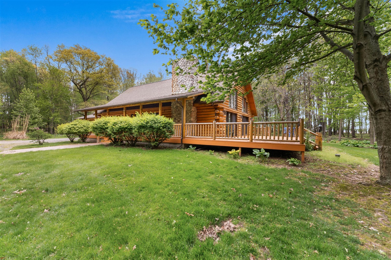 Homes for sale in Jonesville, MI | 12215 Goffe Rd, Jonesville, MI 49250 | MLS# 70532036