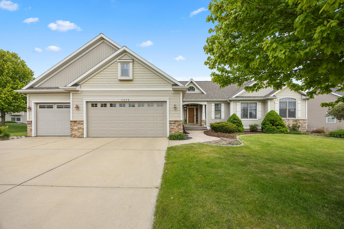 Photo 1 of Single family home for sale at 1815 Planters Row Dr, Byron Center, MI 49315 | MLS# 70532122 | Listing updated on 2026-10-05
