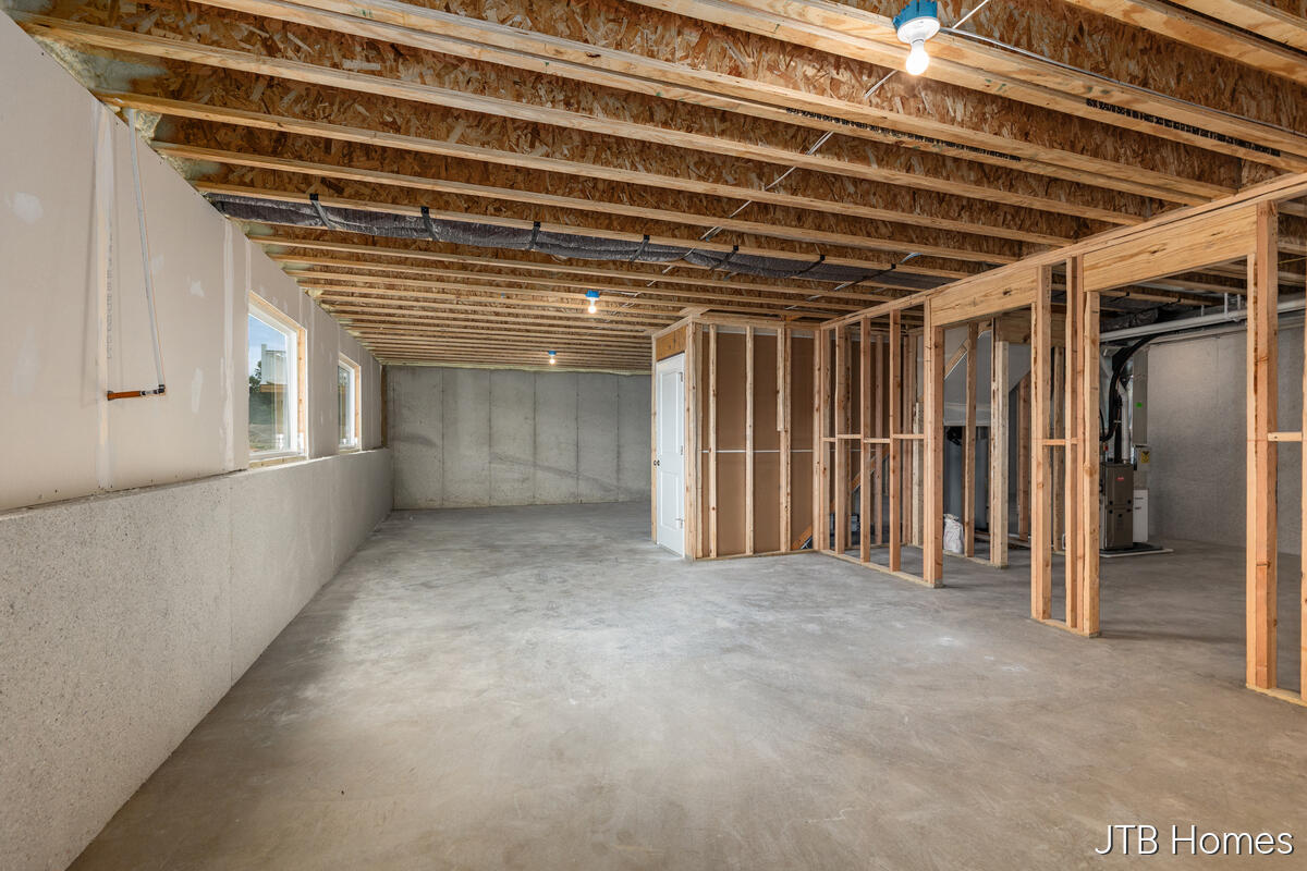 2nd image of 7605 Brk Villa S, Allendale, MI 49401