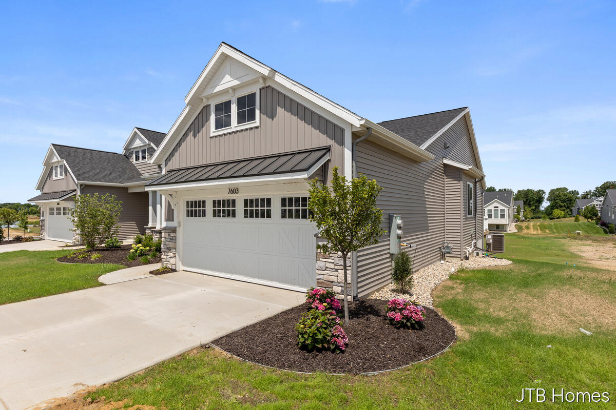 3rd image of 7603 Brook Villa South #136, Allendale, MI 49401 | MLS# 70532206