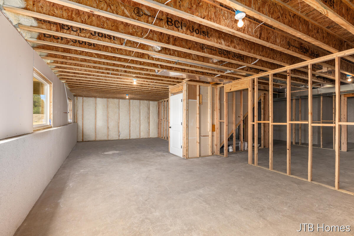 27th image of 7603 Brook Villa South #136, Allendale, MI 49401 | MLS# 70532206