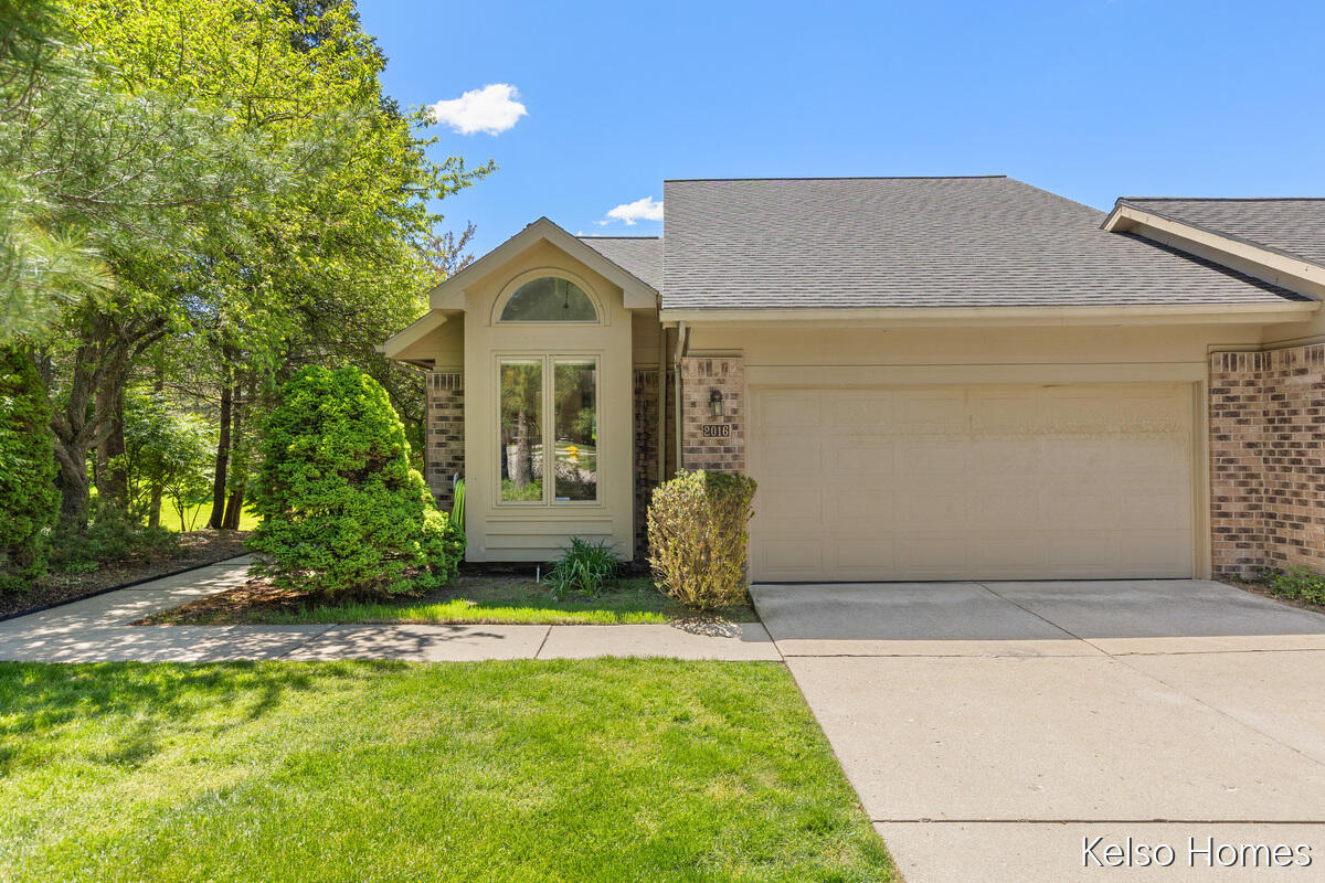 Homes for sale in Grand Rapids, MI | 2016 Tall Meadow St, Grand Rapids, MI 49505 | MLS# 70532335