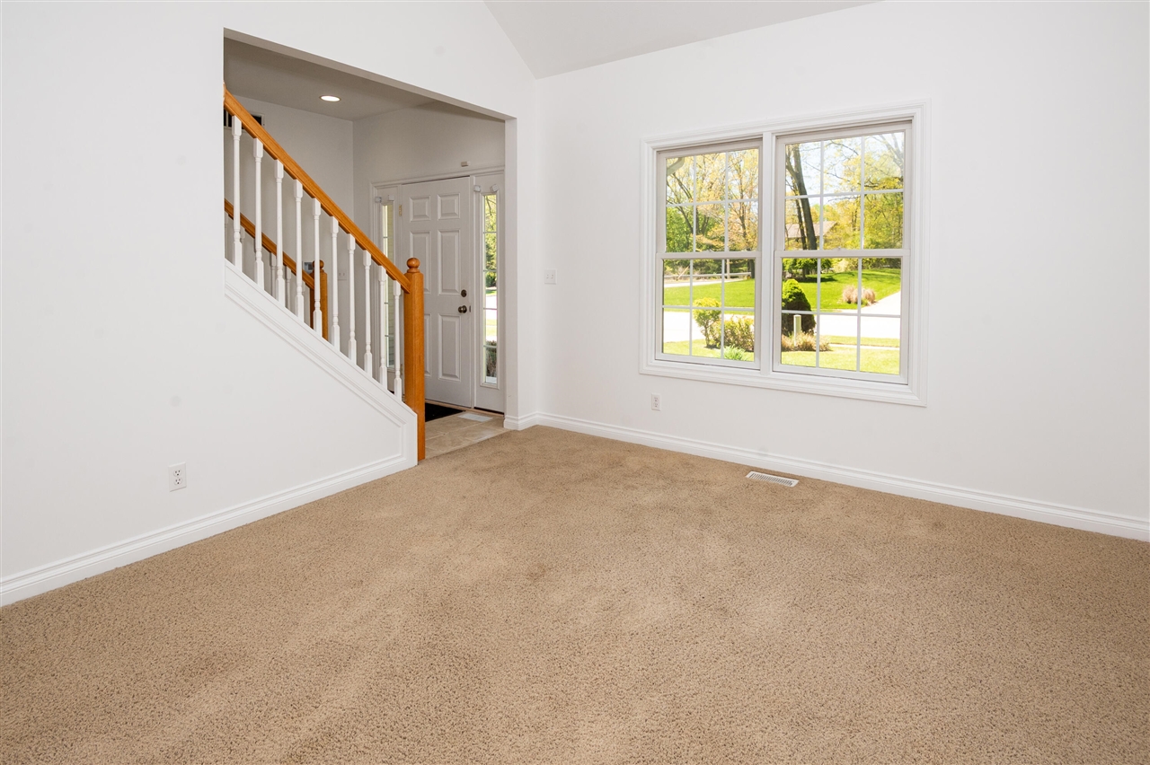 4th image of 1401 Whispering Trl, Benton Harbor, MI 49022 | MLS# 70532497