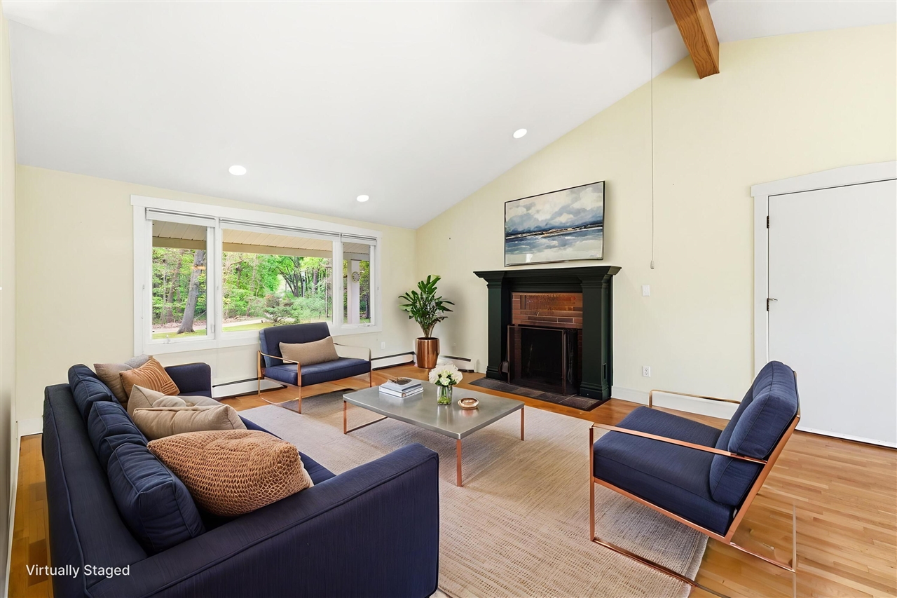 5th image of 13970 Hollywood Blvd, Three Oaks, MI 49128 | MLS# 70532517