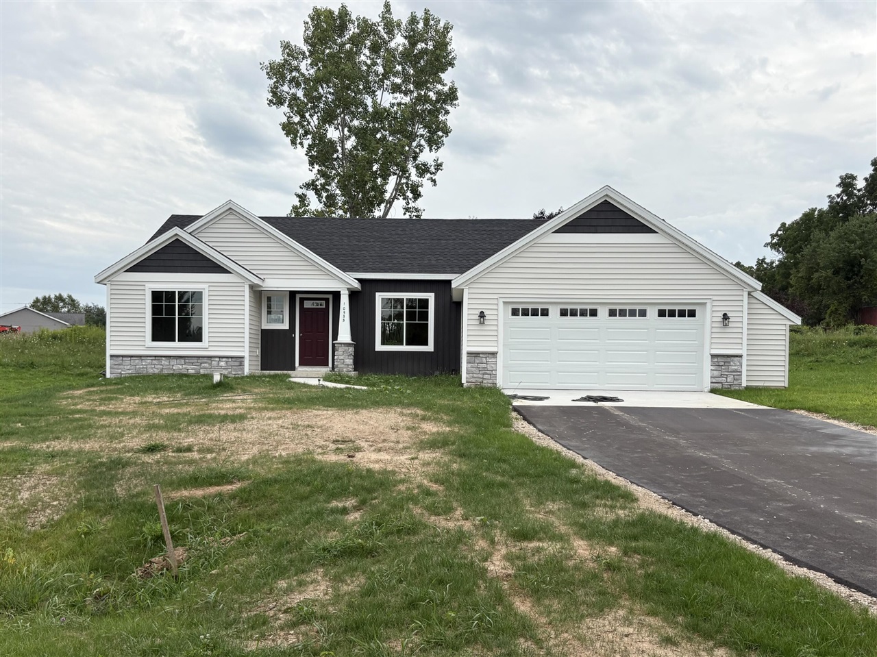 Photo 1 of Single family home for sale at 10555 68th Street, Alto, MI 49302 | MLS# 70532536 | Listing updated on 2026-09-23