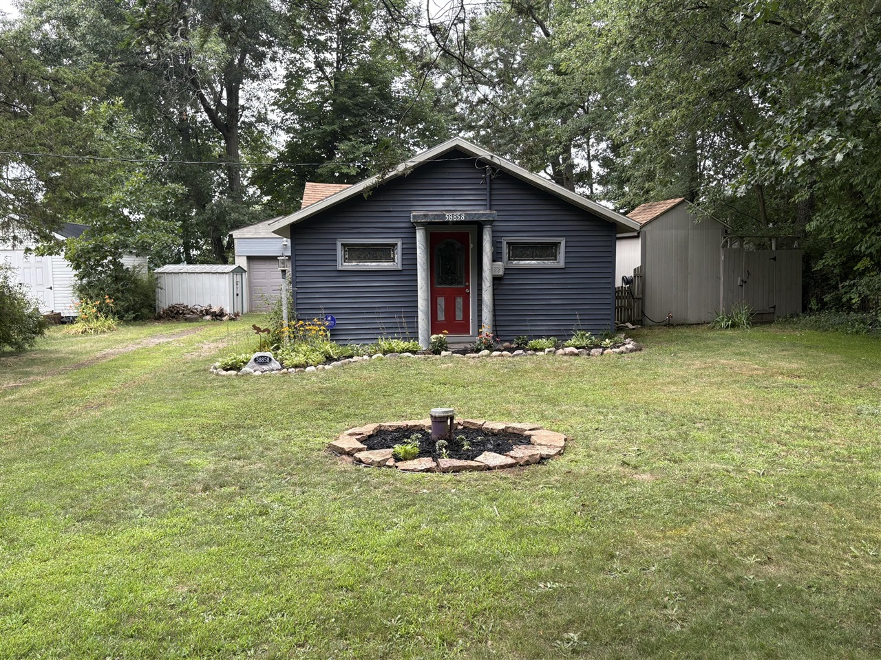 2nd image of 58858 River Heights Dr, Three Rivers, MI 49093 | MLS# 70532611