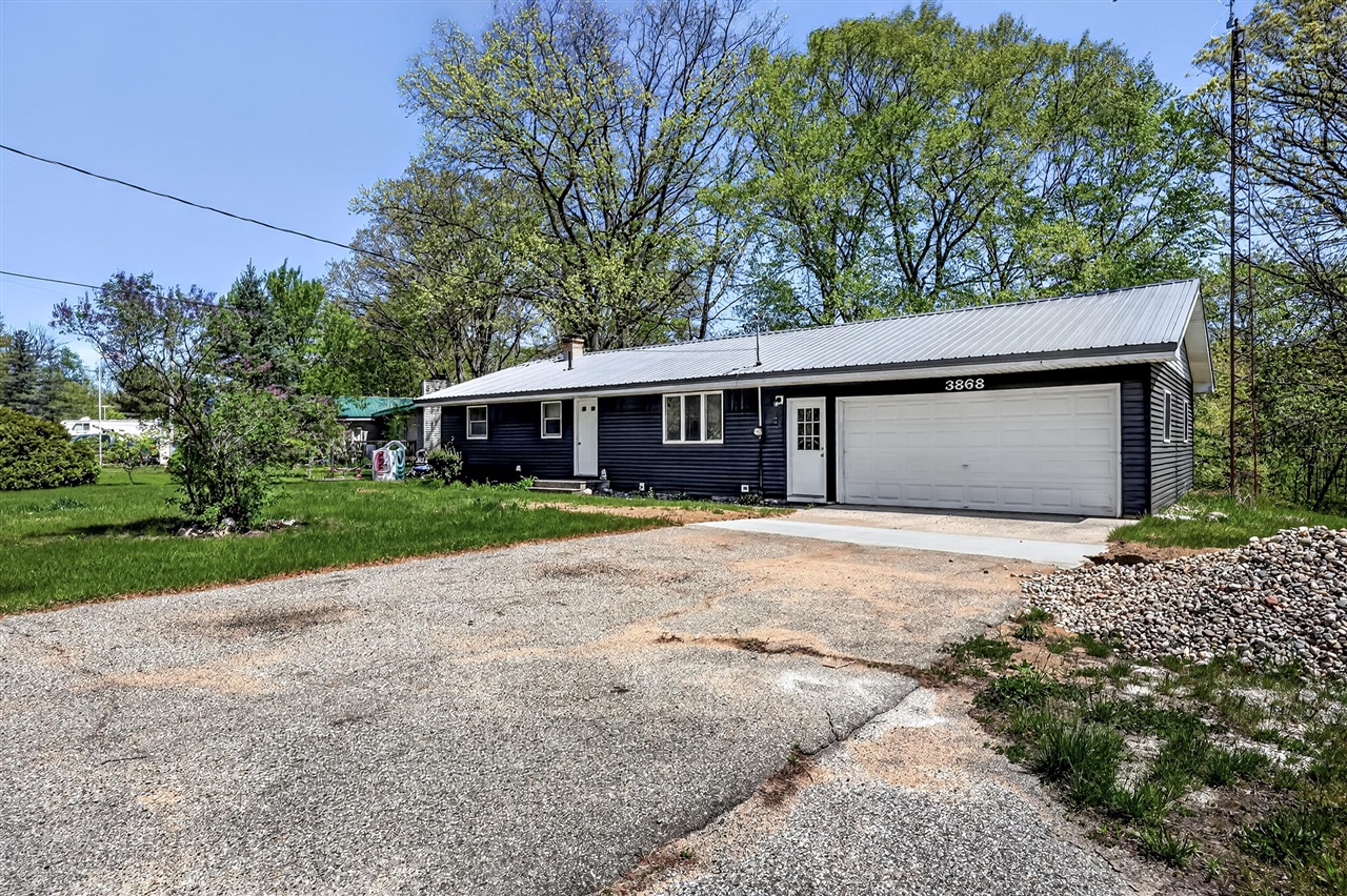 1st image of 3868 S Riverview Dr, Hesperia, MI 49421 | MLS# 70532673