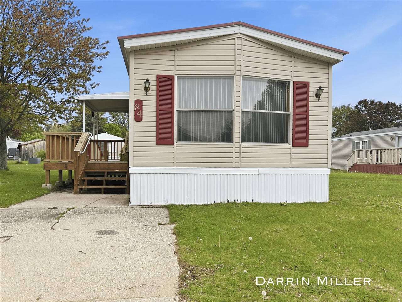 Homes for sale in Muskegon, MI | 84 Maple Ct, Muskegon, MI 49445 | MLS# 70532789