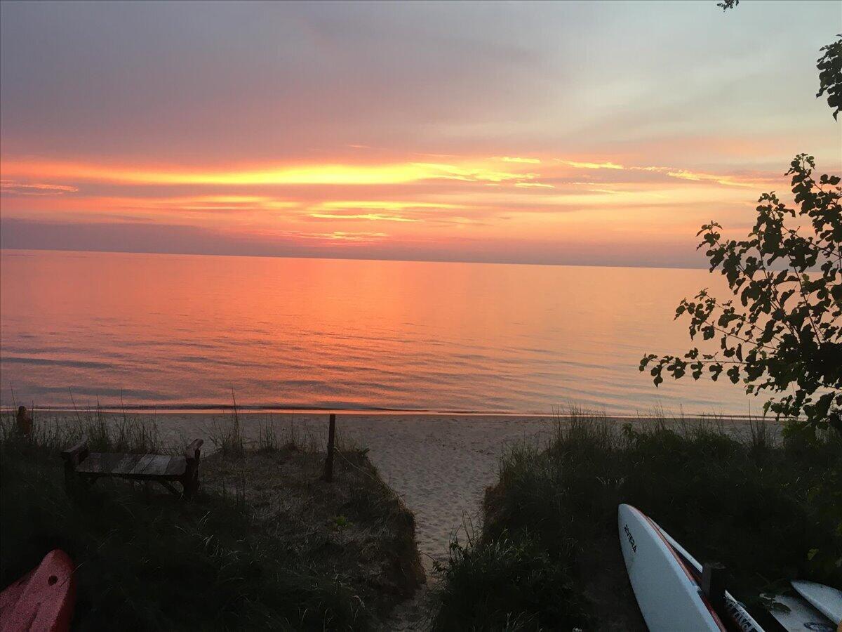 2nd image of 604 Pine Ln, Sawyer, MI 49125 | MLS# 70532863