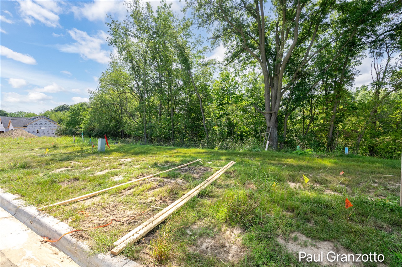Land for sale at 3052 Arbor Crk Ave, Grand Rapids, MI 49512 | MLS# 70532892