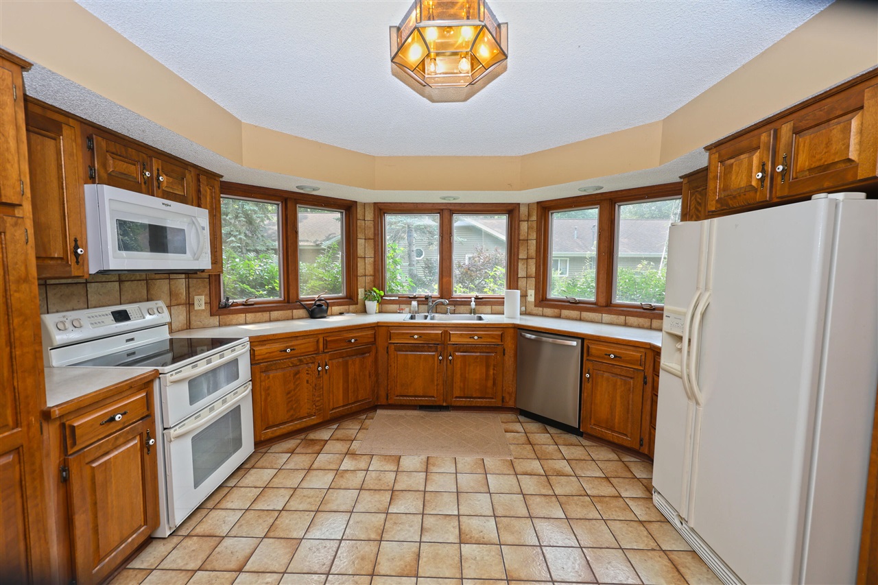 3rd image of 94579 County Road 690, Dowagiac, MI 49047 | MLS# 70532966