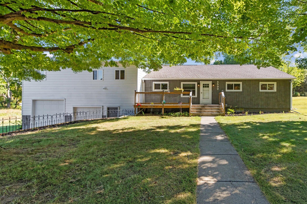2nd image of 8590 Greenfield Hwy, Bellevue, MI 49021 | MLS# 70532972