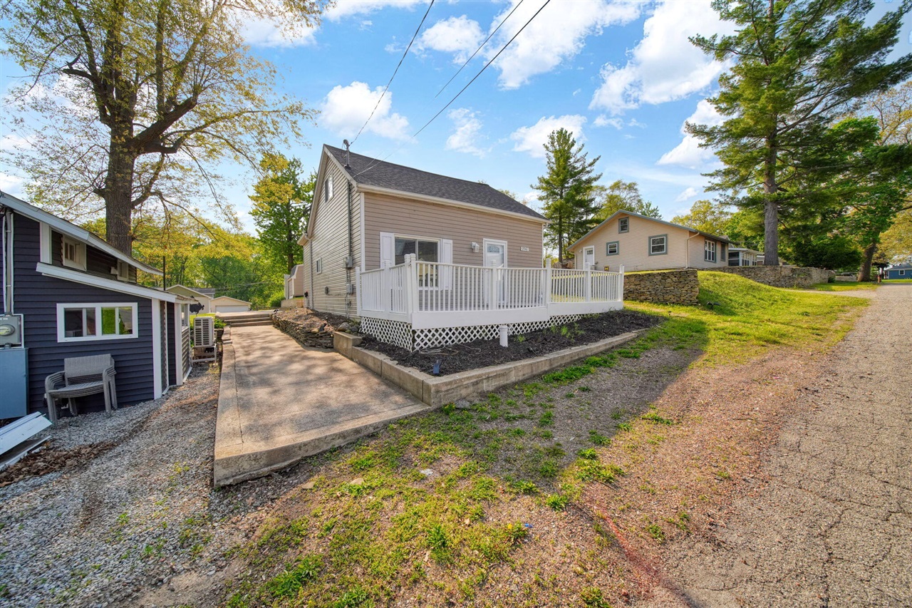 2nd image of 2948 Russell Ct, Clarklake, MI 49234 | MLS# 70533223