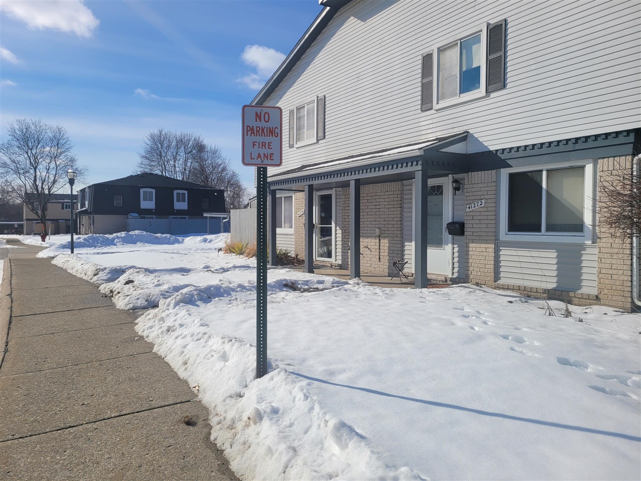 3rd image of 41276 N Woodbury Green Dr, Van Buren Township, MI 48111 | MLS# 70533384