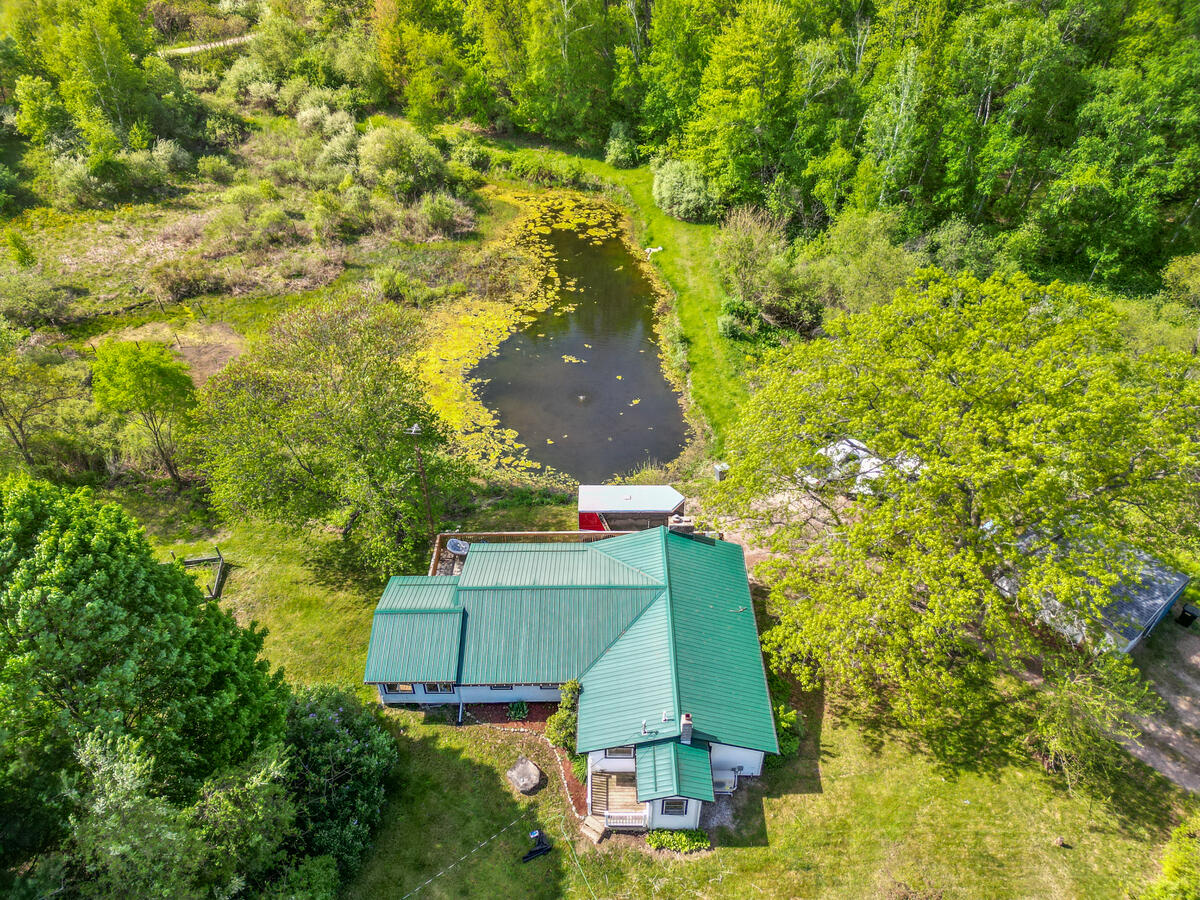 2nd image of 1674 W 104th St, Grant, MI 49327 | MLS# 70533404