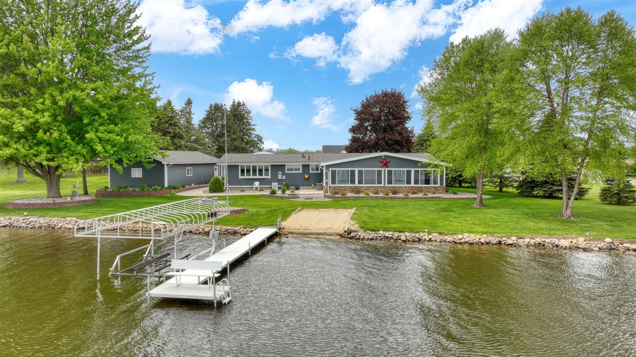 Homes for sale in Bronson, MI | 347 Moser Dr, Bronson, MI 49028 | MLS# 70533442