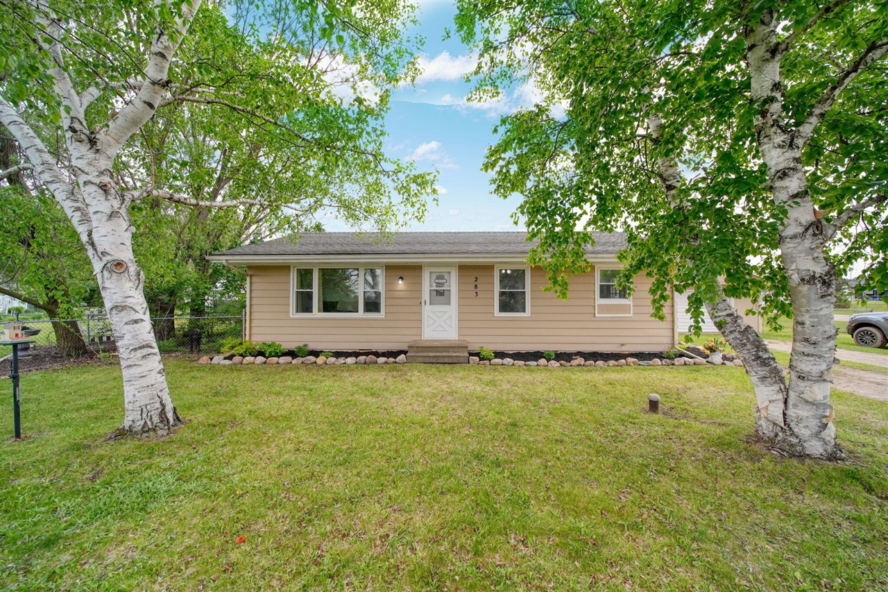 Homes for sale in Cement City, MI | 283 Somerset Dr, Cement City, MI 49233 | MLS# 70533637