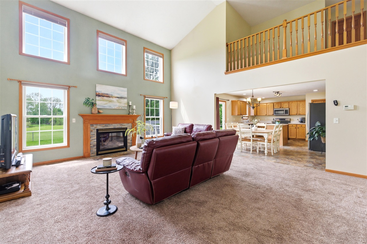 Homes for sale in Sawyer, MI | 11226 Snow Rd, Sawyer, MI 49125 | MLS# 70533709