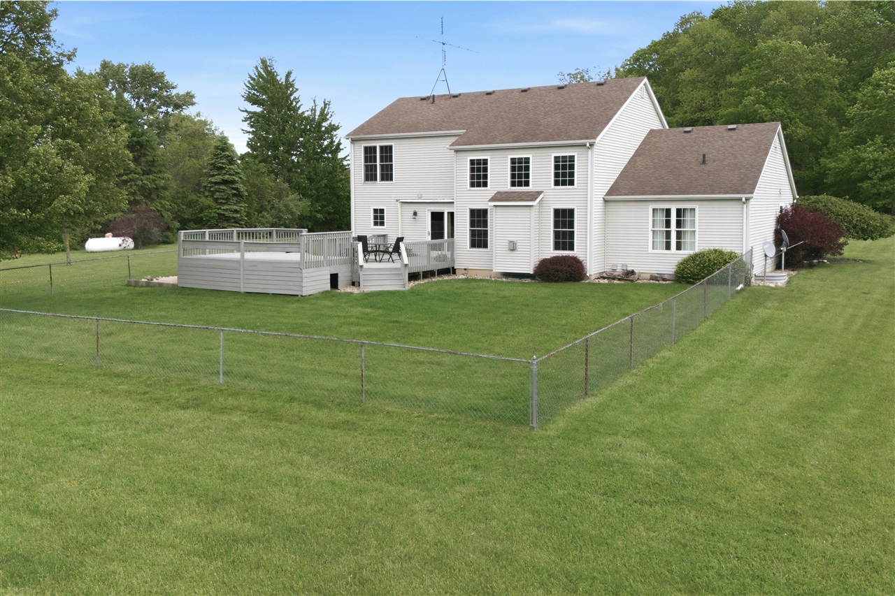 Homes for sale in Sawyer, MI | 11226 Snow Rd, Sawyer, MI 49125 | MLS# 70533709