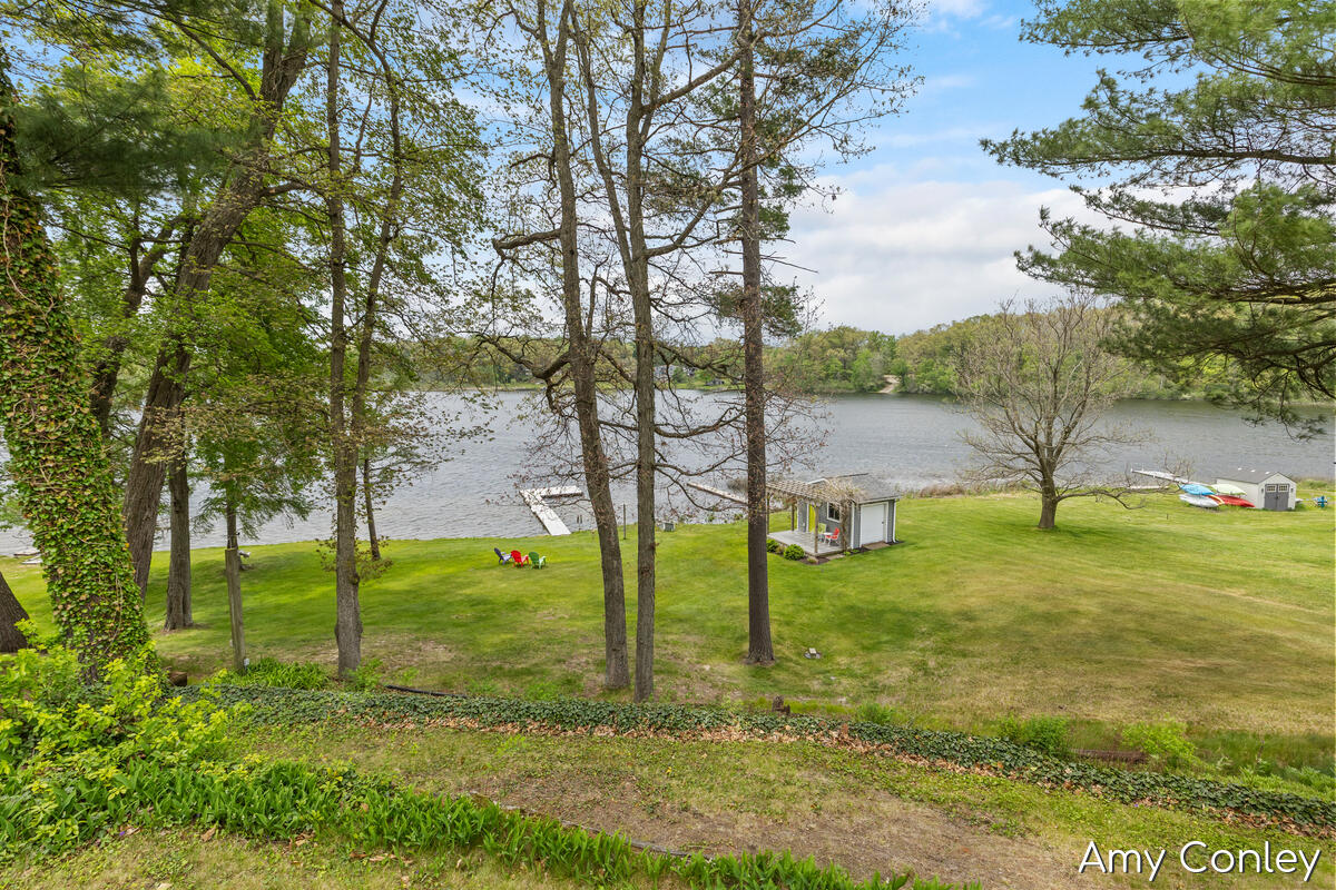 2nd image of 875 Bruce Dr, Middleville, MI 49333 | MLS# 70533720