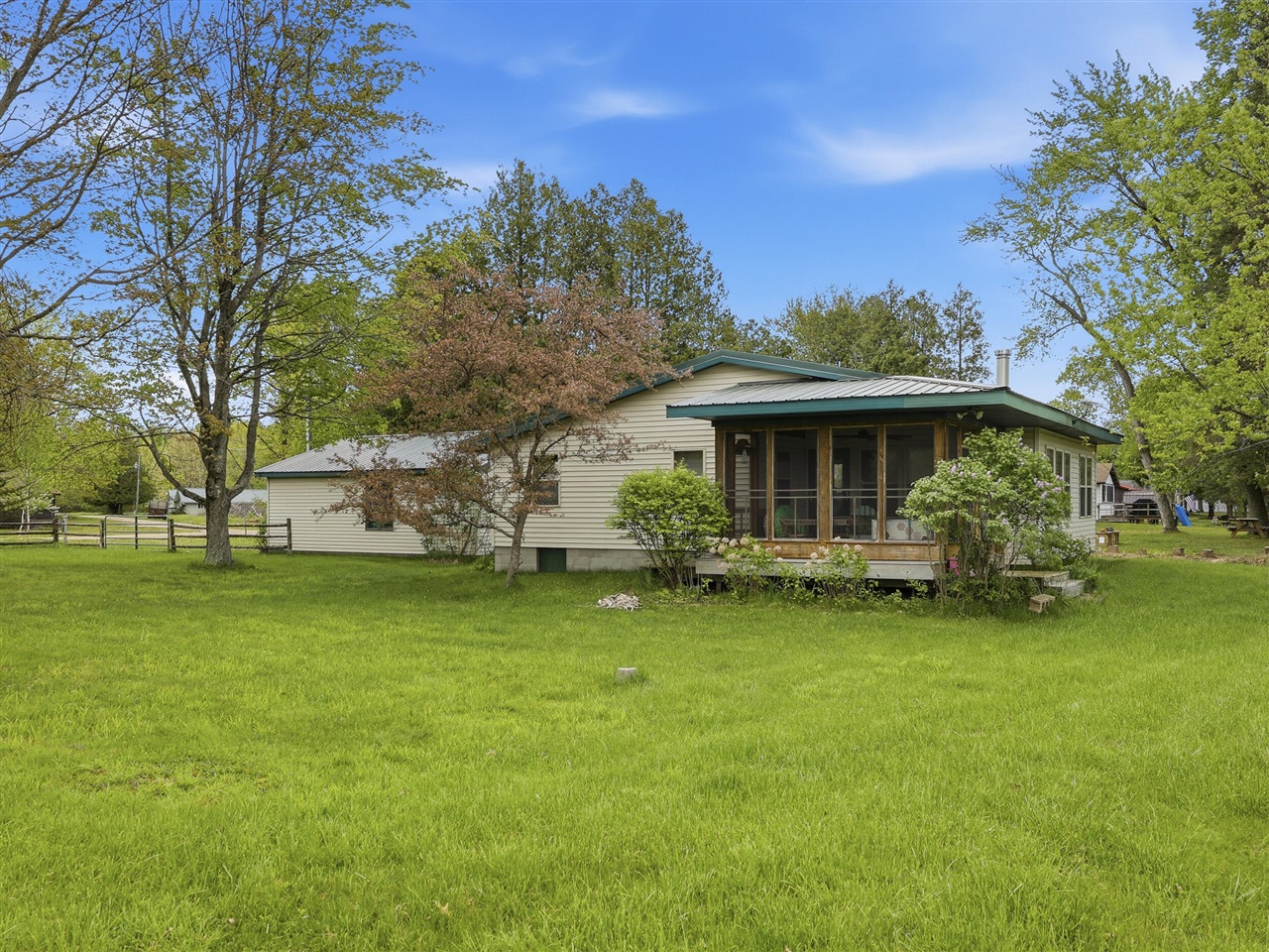 Photo 1 of Single family home for sale at 17079 5th Street, Barryton, MI 49305 | MLS# 70533734 | Listing updated on 2026-09-14