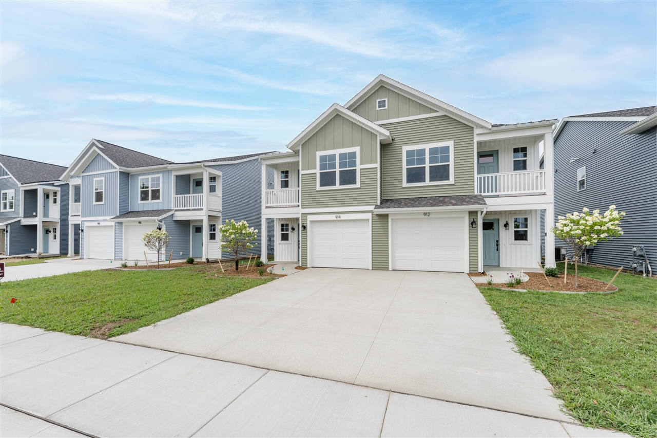 1st image of 914 Indiana Ave, South Haven, MI 49090
