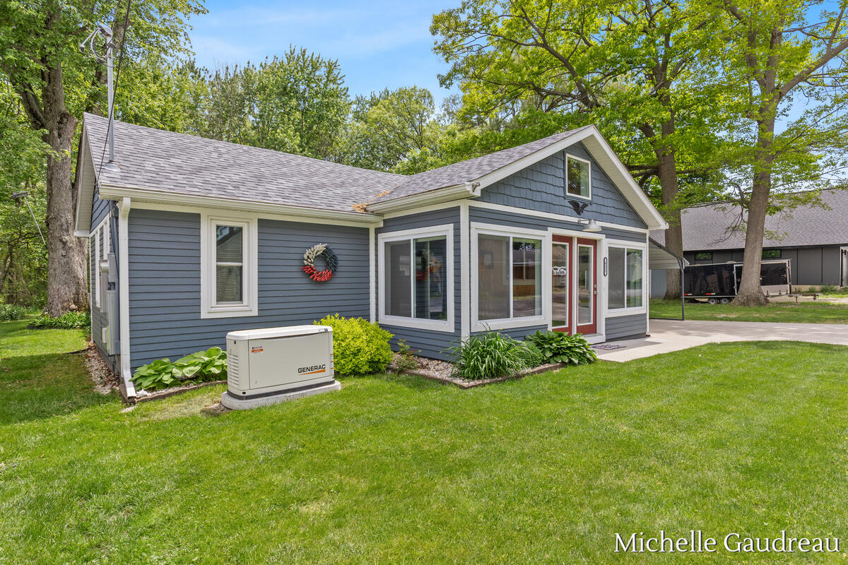 Homes for sale in Lake Odessa, MI | 621 Eagle Point Rd, Lake Odessa, MI 48849 | MLS# 70533826