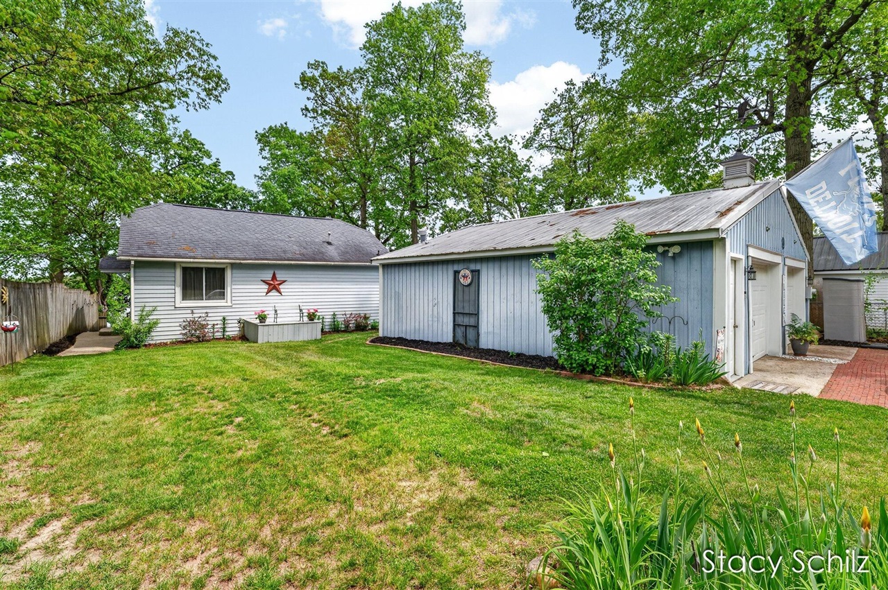 Homes for sale in Delton, MI | 11773 Scott Park Rd, Delton, MI 49046 | MLS# 70533891