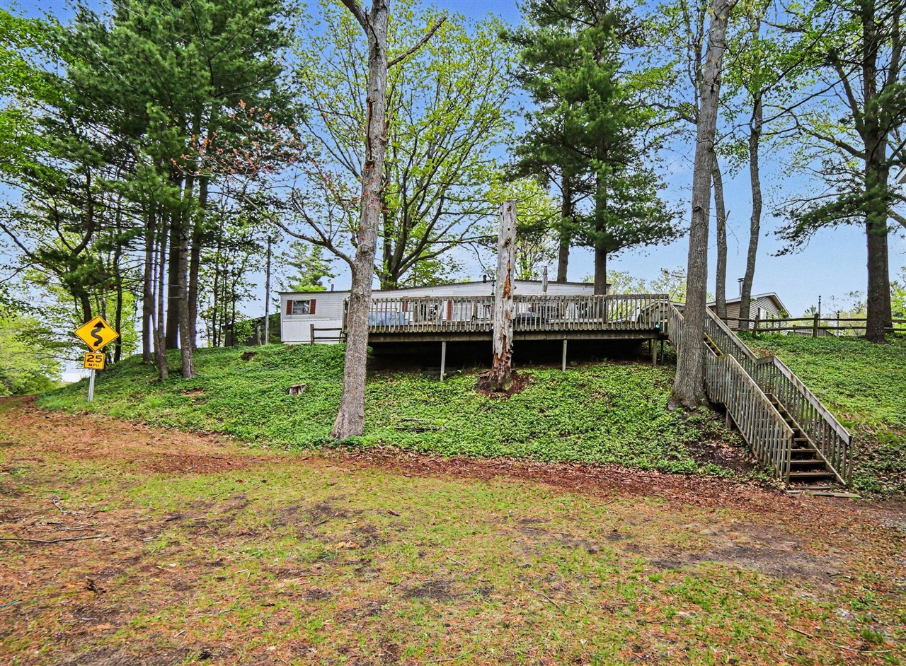Photo 1 of Single family home for sale at 8408 W Easy St, Mears, MI 49436 | MLS# 70533963 | Listing updated on 2026-09-03