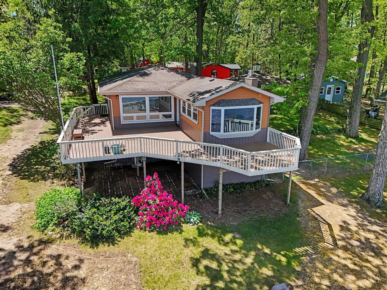Homes for sale in Colon, MI | 58774 Lakeshore Dr, Colon, MI 49040 | MLS# 70533970