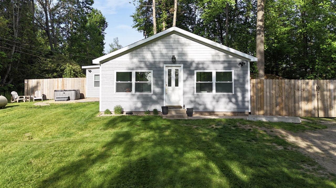 Homes for sale in Vandalia, MI | 17259 Paradise Lake Rd, Vandalia, MI 49095 | MLS# 70534201