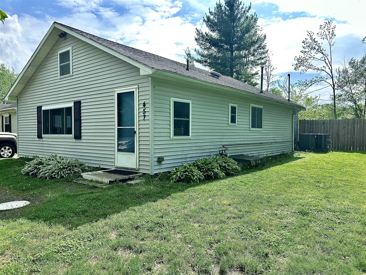 Homes for sale in Colon, MI | 457 S Burr Oak Rd, Colon, MI 49040 | MLS# 70534441