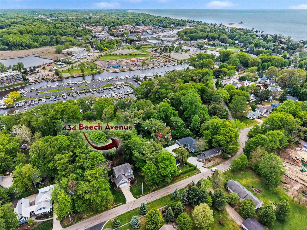1st image of 434 Beech St, South Haven, MI 49090 | MLS# 70534748