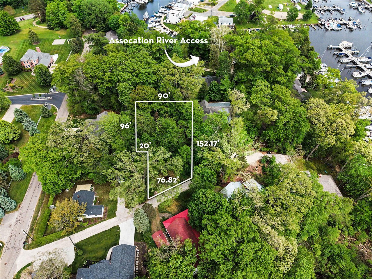 2nd image of 434 Beech St, South Haven, MI 49090 | MLS# 70534748