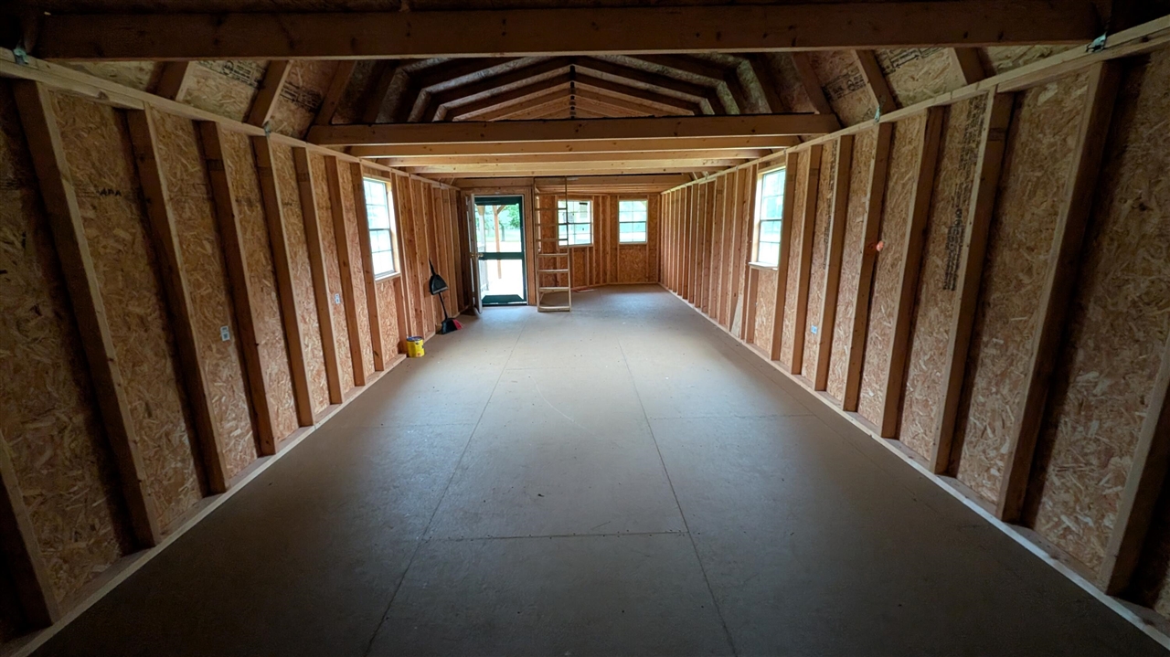 5th image of 121 W Adams Rd, Bronson, MI 49028 | MLS# 70534800