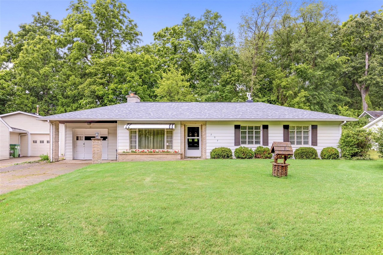2nd image of 207 Snow Ave, Battle Creek, MI 49037 | MLS# 70534933