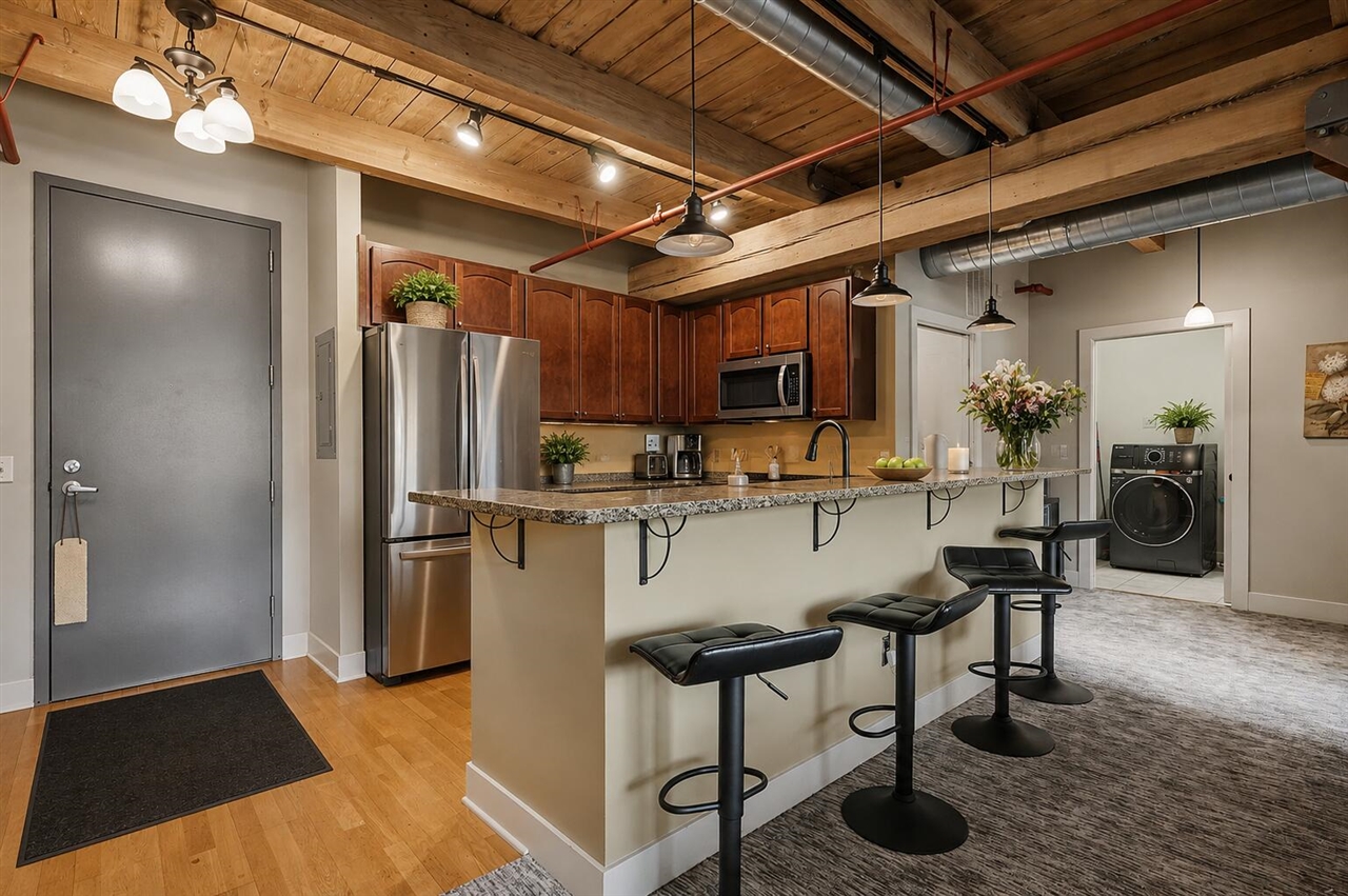 4th image of 533 Columbia Ave #007, Holland, MI 49423 | MLS# 70535152