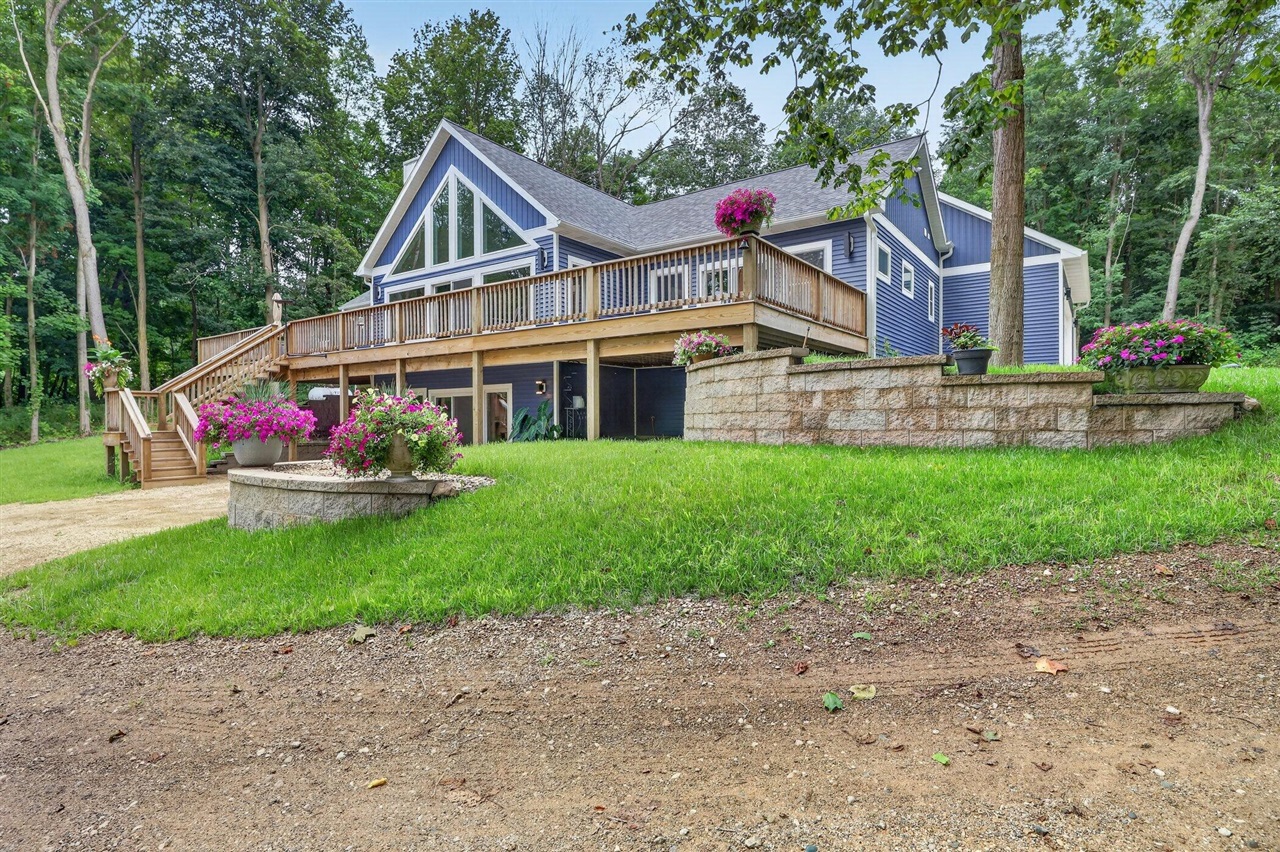Photo 1 of Single family home for sale at 9777 N 16th Street, Plainwell, MI 49080 | MLS# 70535427 | Listing updated on 2026-10-01