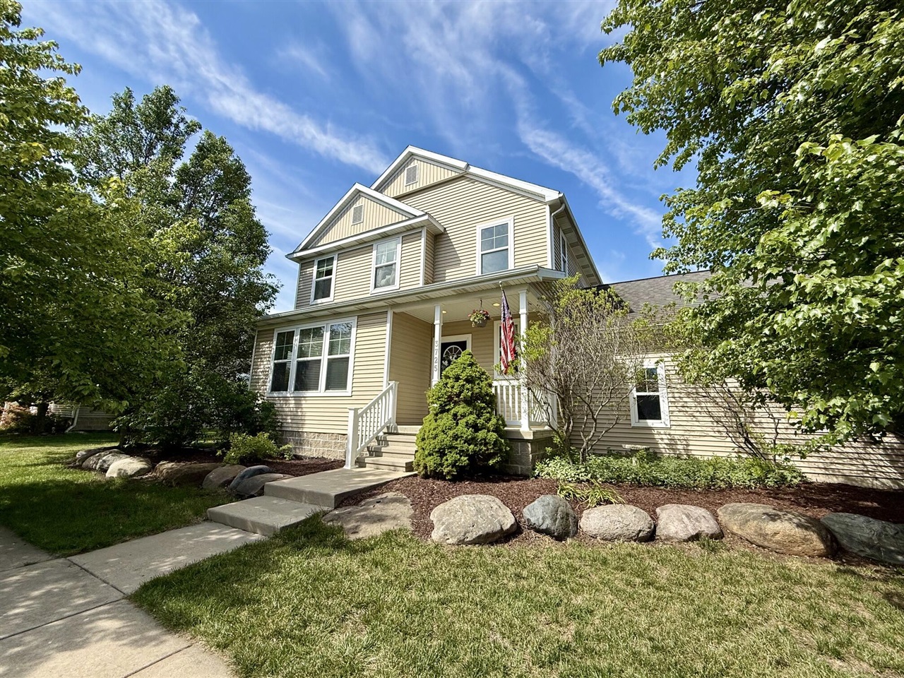 1st image of 3725 Shearwater Ln, East Lansing, MI 48823 | MLS# 70535495