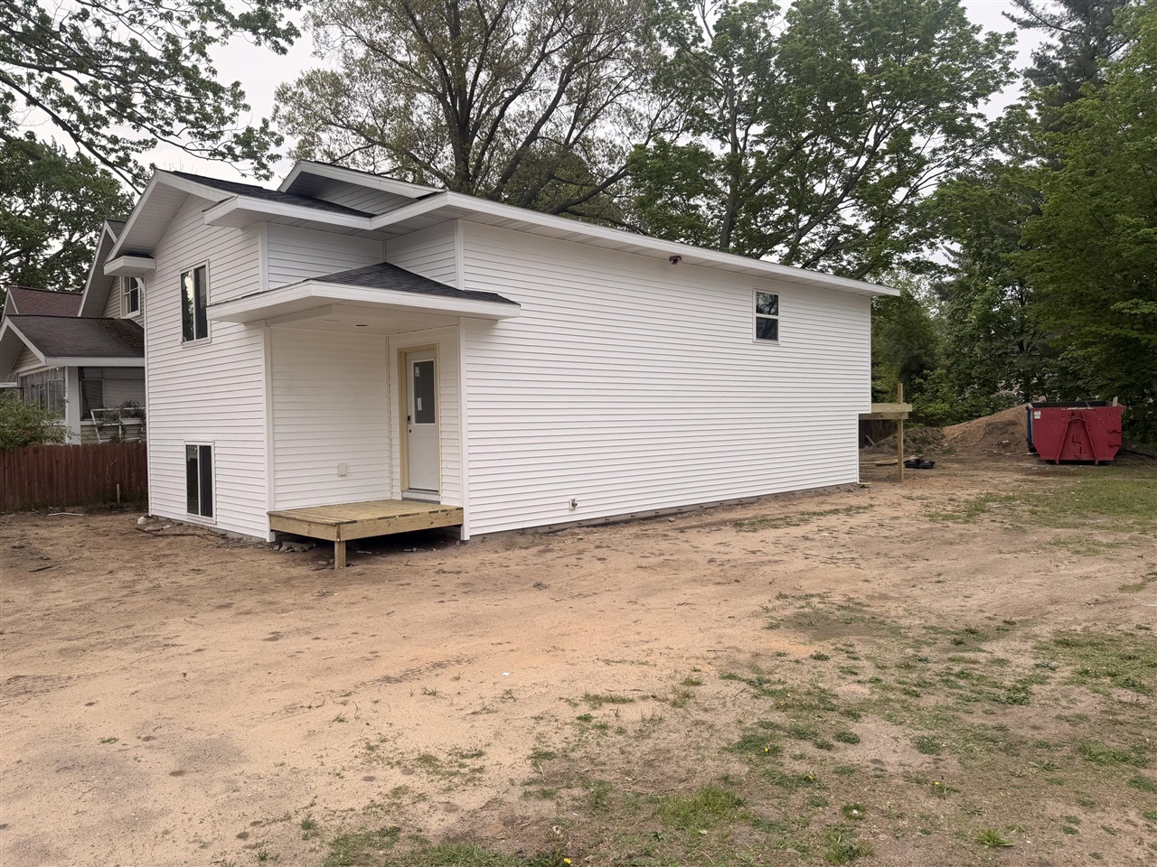 2nd image of 723 Amity Ave, Muskegon, MI 49442 | MLS# 70535517