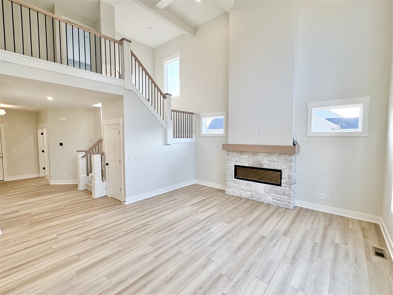 4th image of 3348 Penn Station Dr, Byron Center, MI 49315 | MLS# 70535736