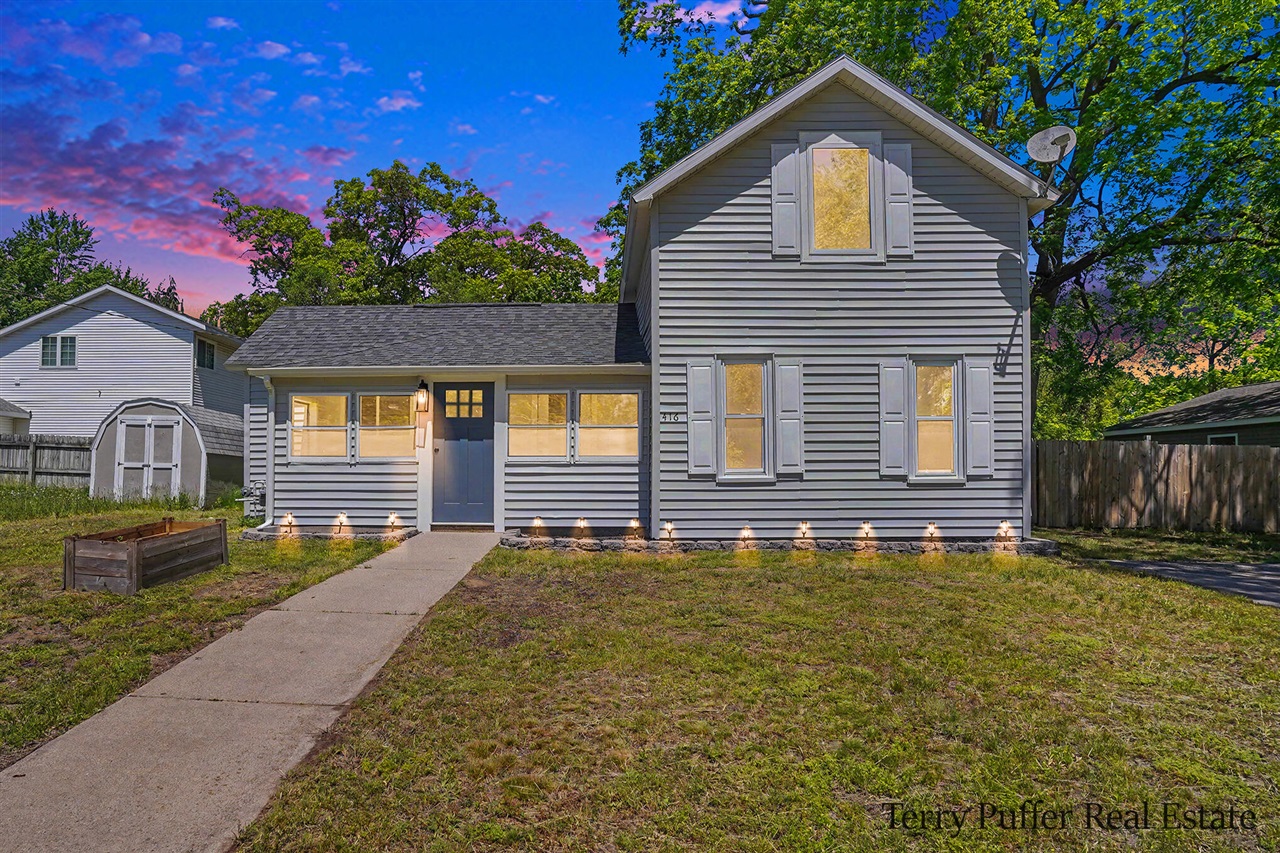 1st image of 416 Pine St, Fruitport, MI 49415 | MLS# 70535797
