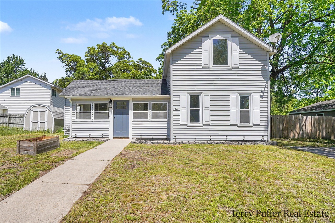 2nd image of 416 Pine St, Fruitport, MI 49415 | MLS# 70535797
