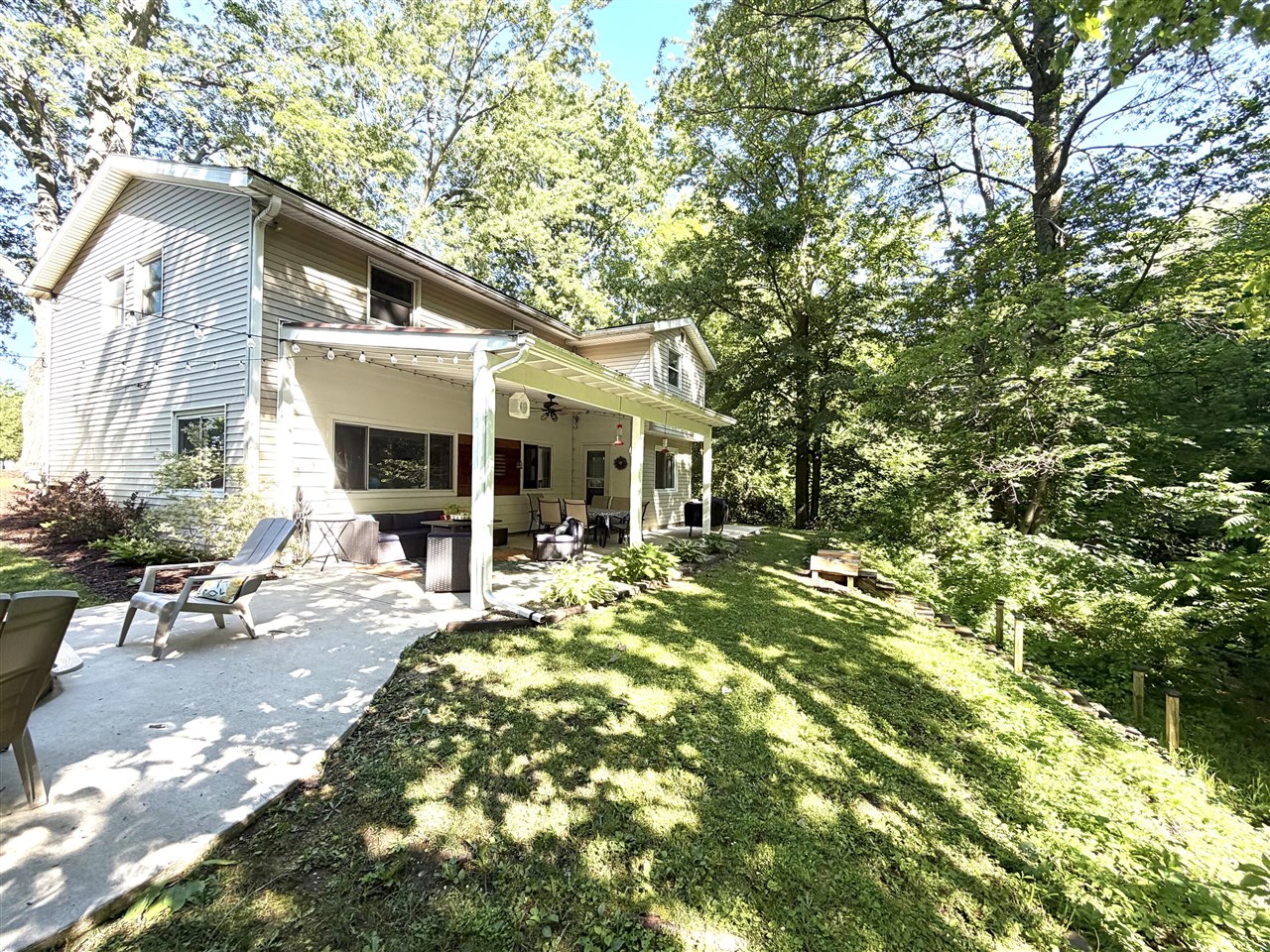1st image of 723 Arbor Ct, South Haven, MI 49090 | MLS# 70535856